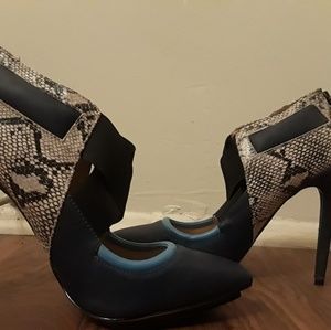GX by Gwen StefaniTri tone heels